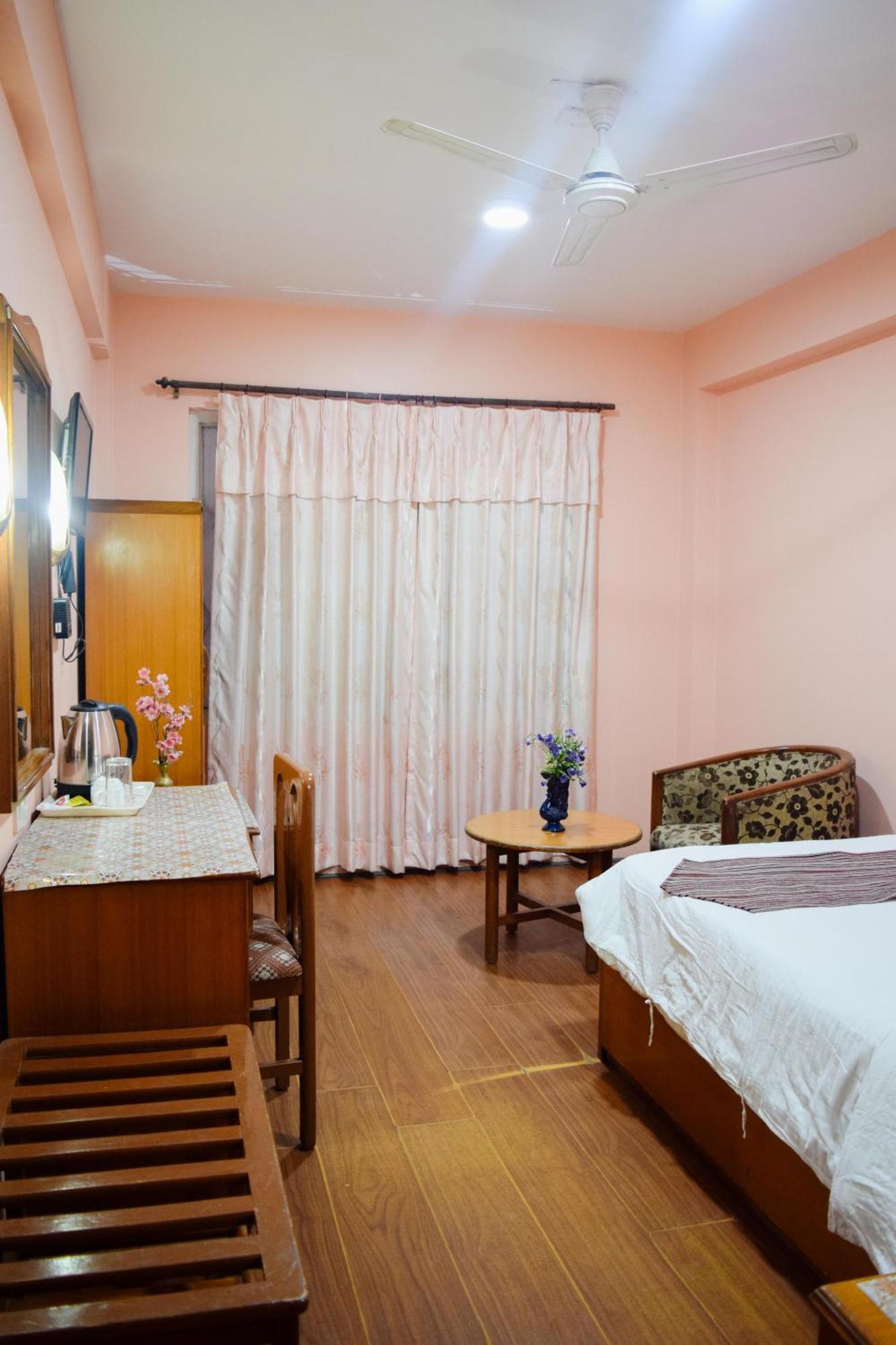 Kathmandu Prince Hotel Luaran gambar